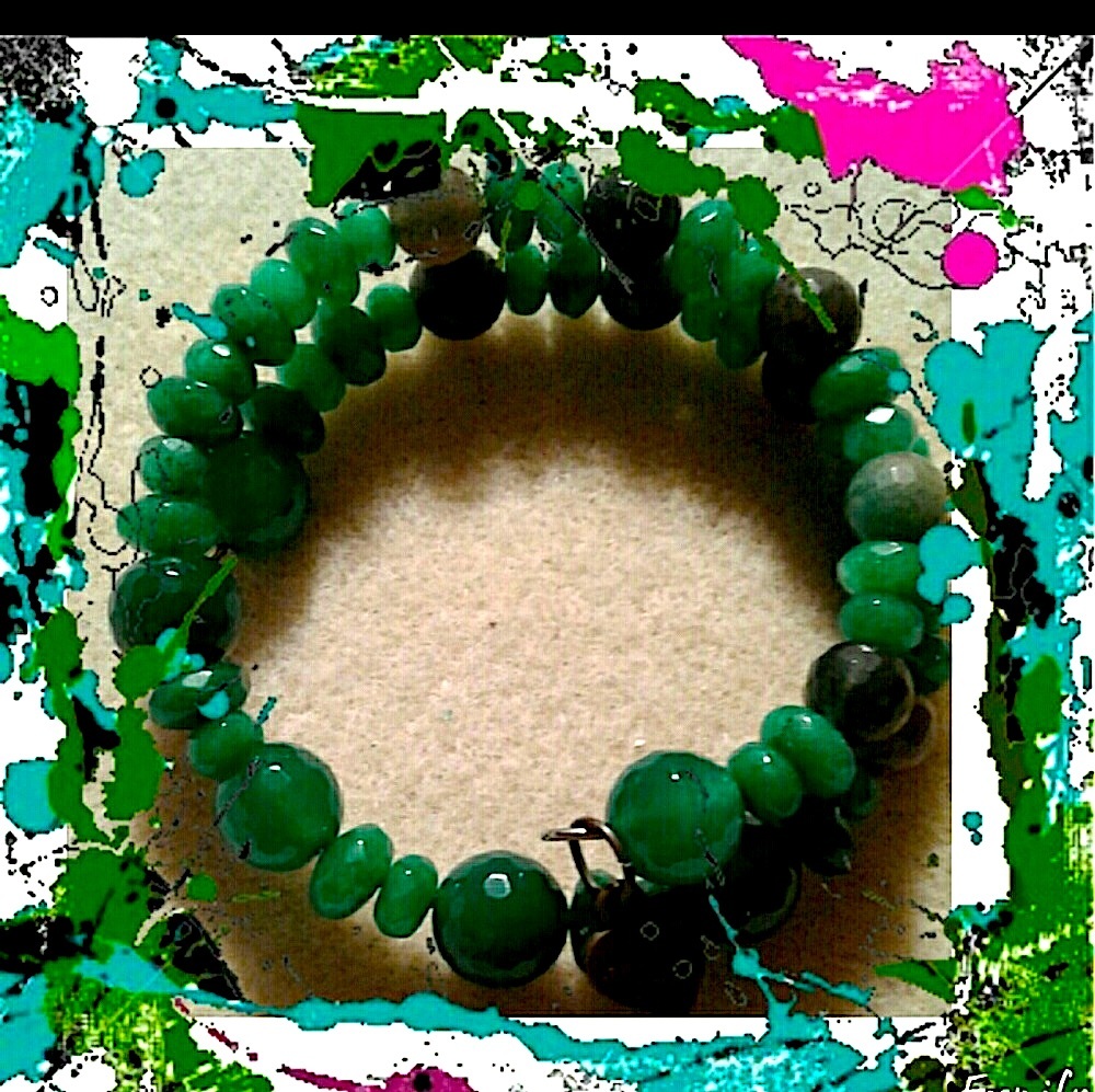 “Lucky” May Genuine green agate and genuine jade memory wire birthstone bracelet - Picture 2 of 4
